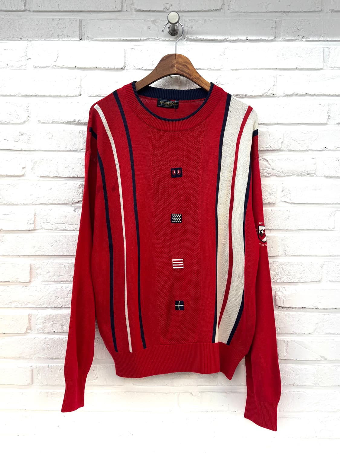 맥그리거 스포츠 레드 아크릴 니트  상품이미지3