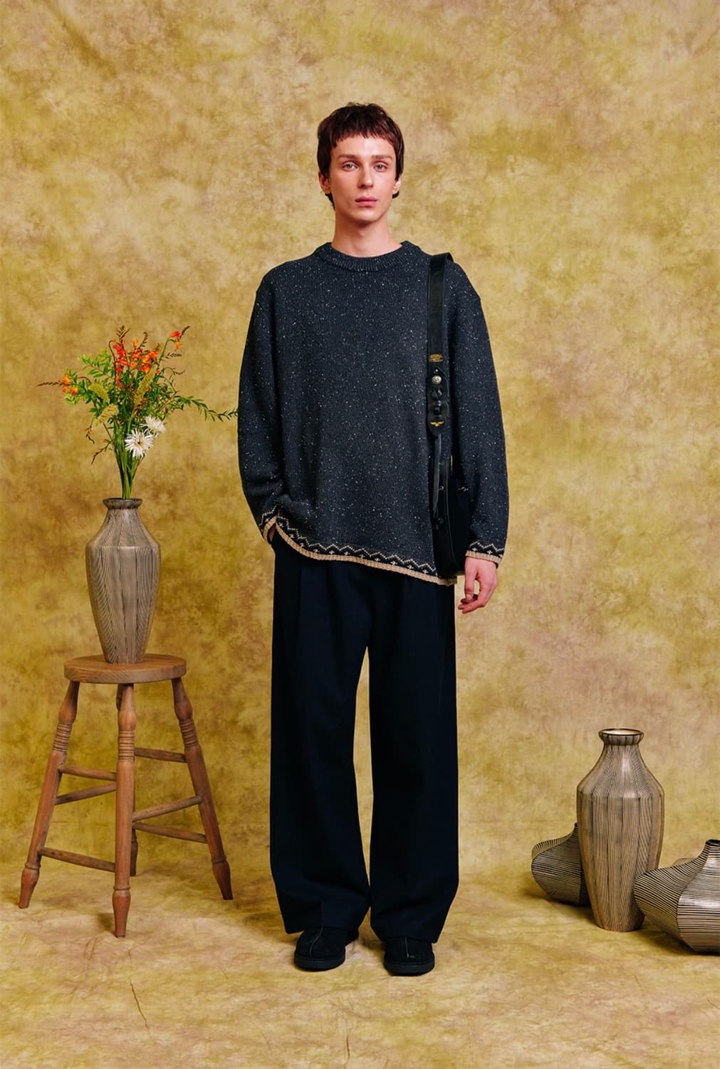 오가프 자카드 웨이즈 니트 차콜 상품이미지1