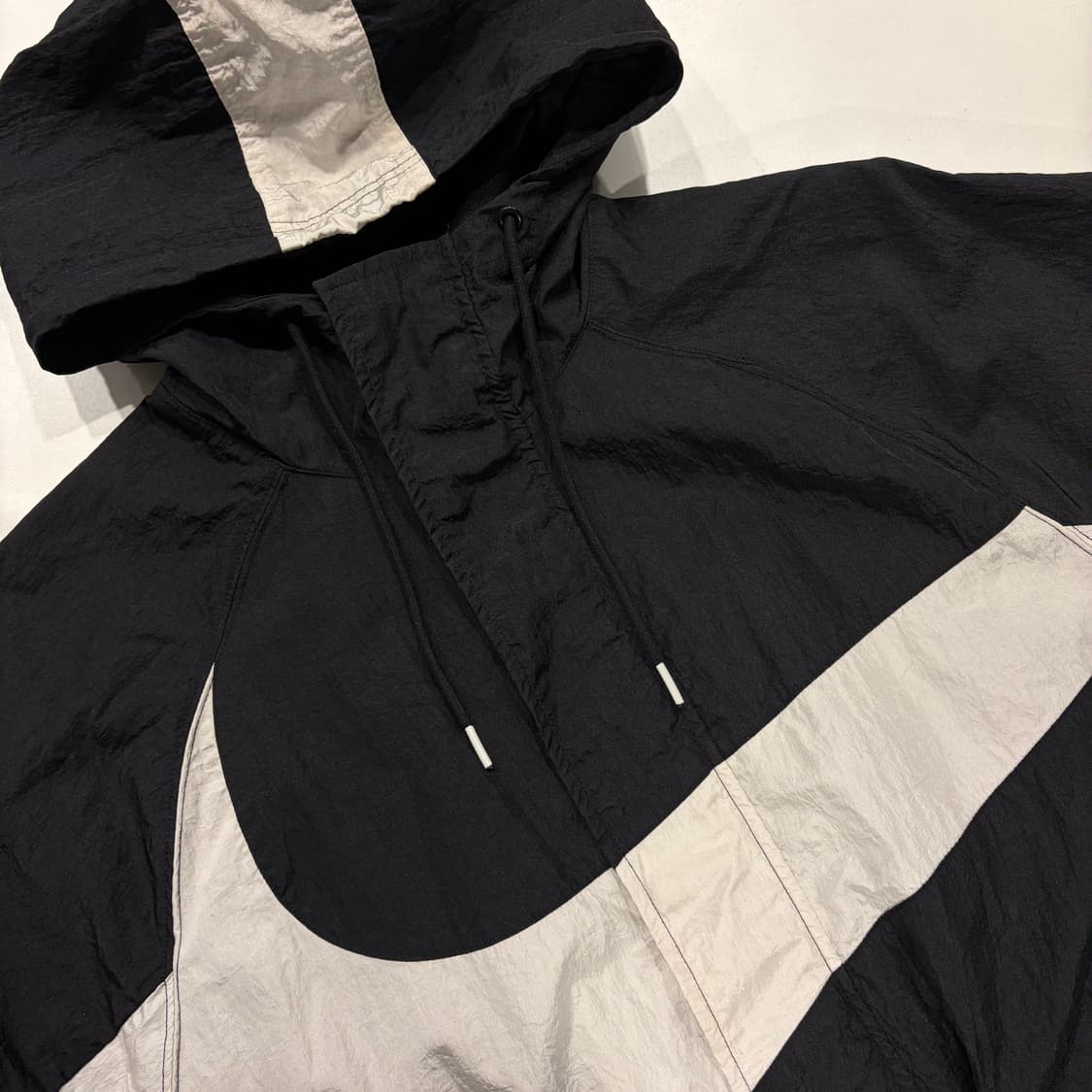 [L] 나이키 라인드 빅스우시 우븐 바람막이 블랙 D389 상품이미지3