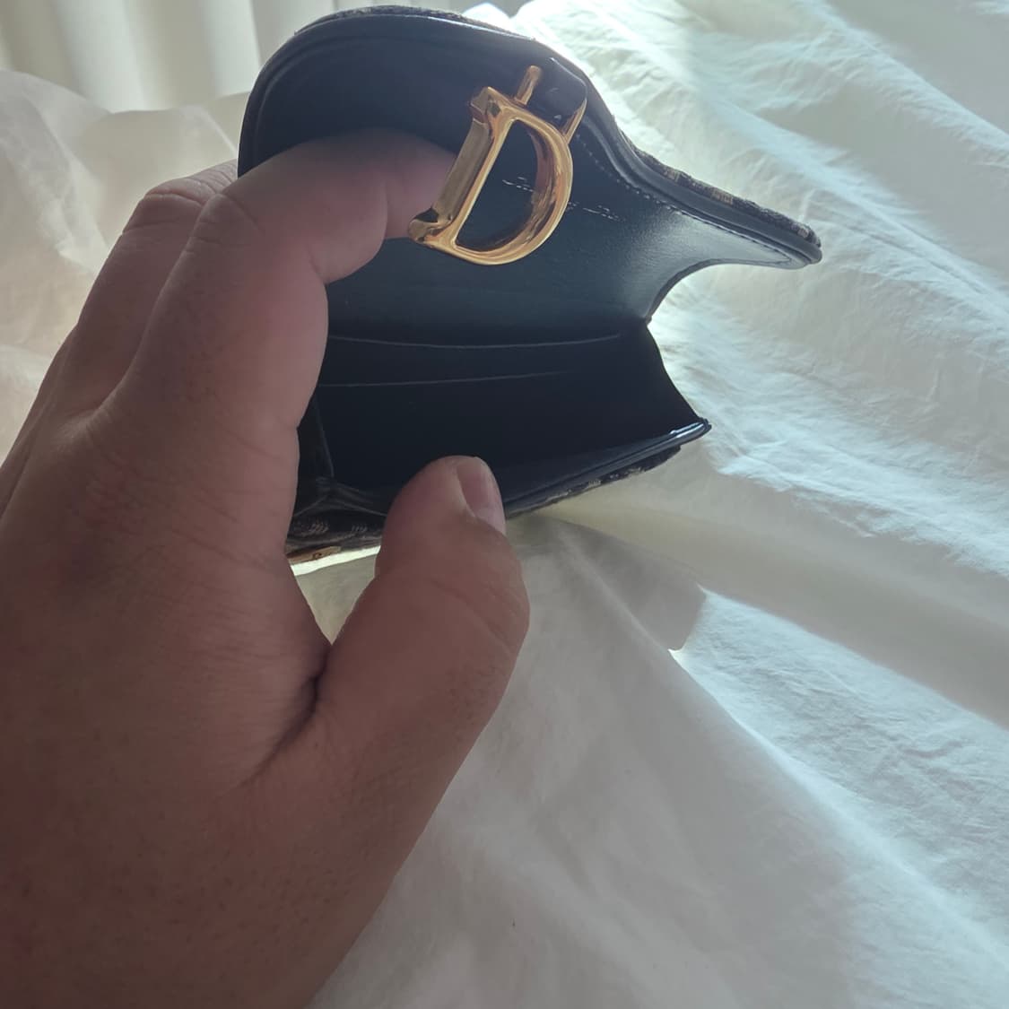 디올 새들 카드지갑 상품이미지4