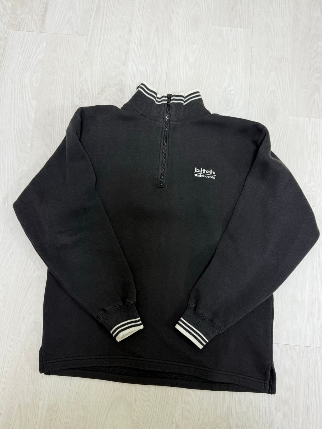 BITCH SKATEBOARDS Half Zip Sweatshirts ( 상품이미지1