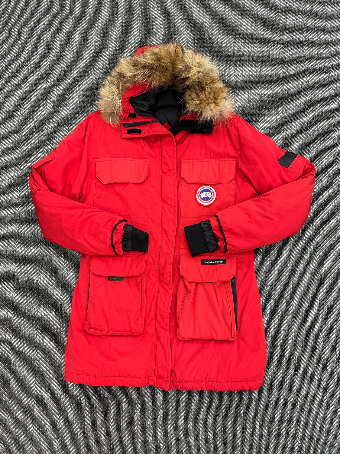 캐나다구스 익스페디션 파카 레드 상품이미지1
