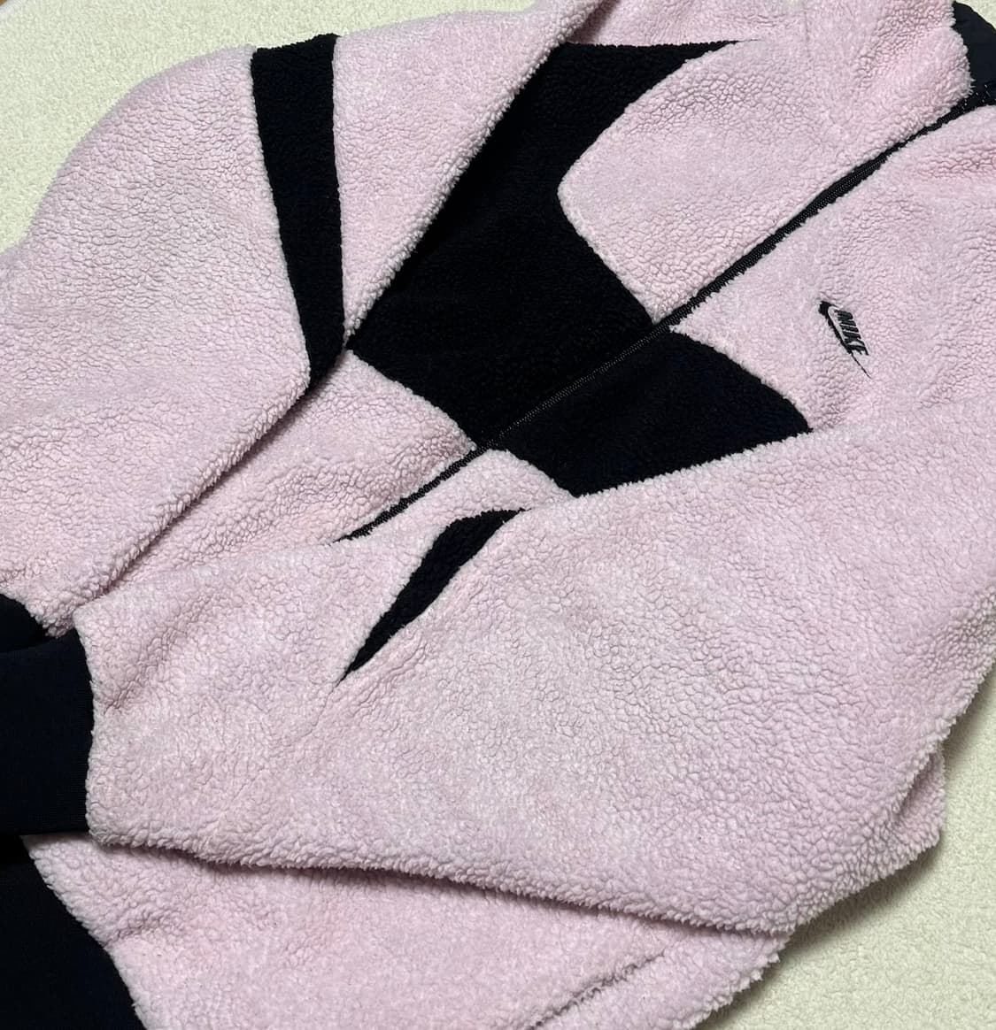 나이키 블랙핑크 핑검 리버시블 투웨이 후리스 뽀글이 상품이미지9