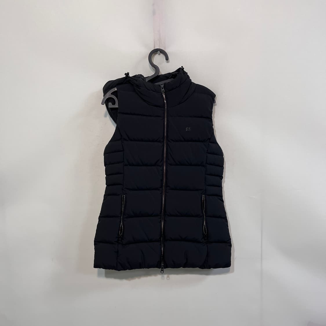 코오롱 여성 거위털 패딩조끼 90 블랙 상태최상 상품이미지1