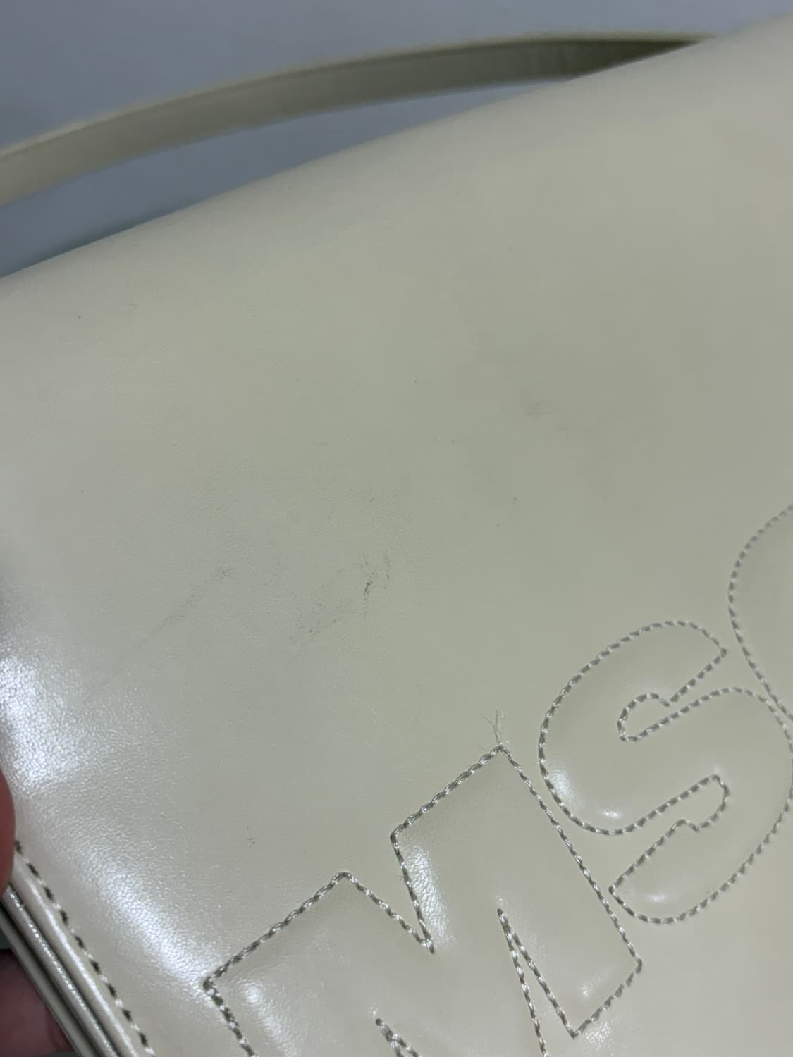 미스치프 숄더백 아이보리 상품이미지2