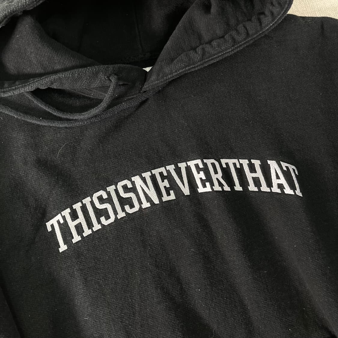 100 디스이즈네버댓 빅로고 후드티 상품이미지2