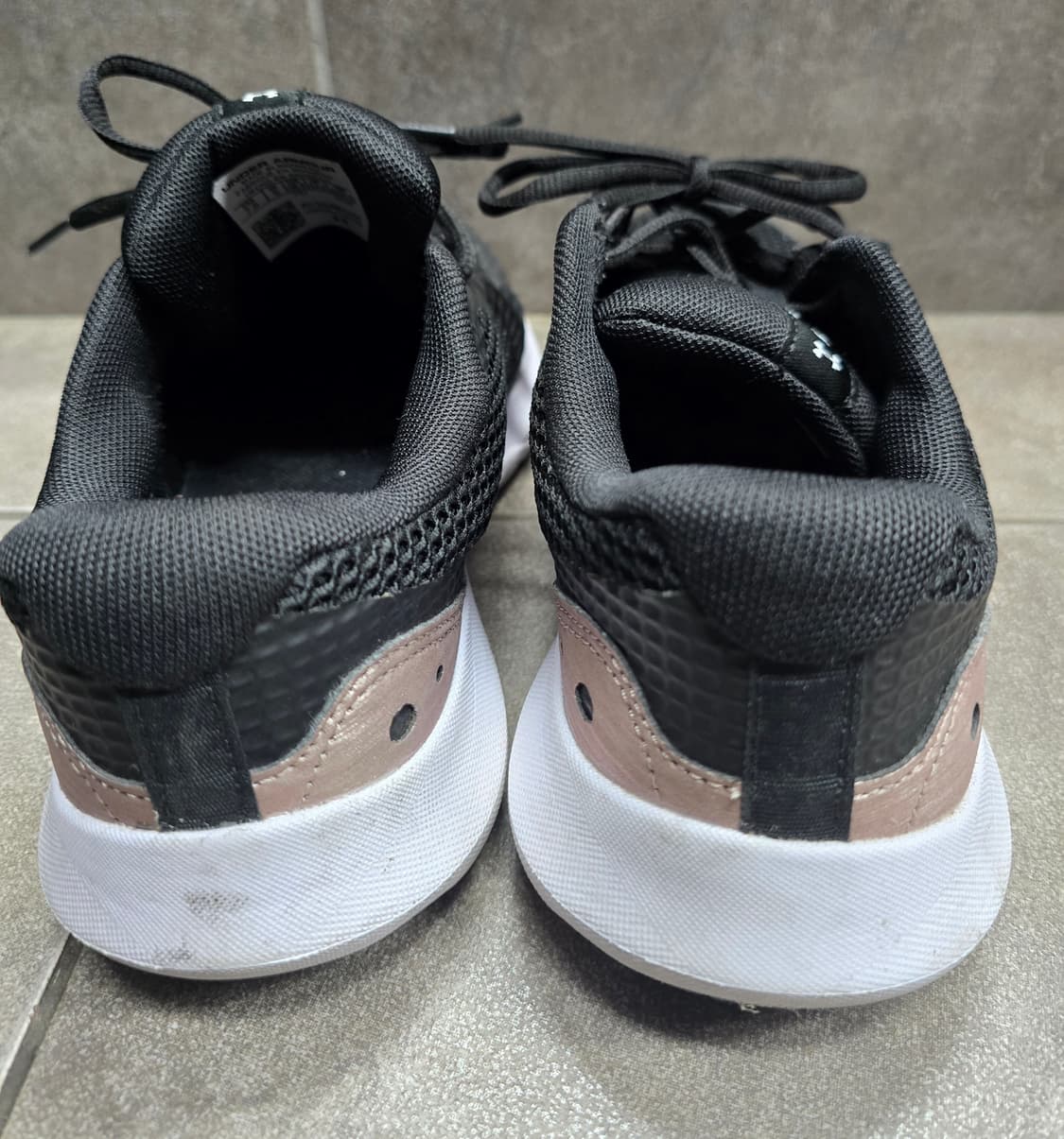 언더아머 런닝화 245 상품이미지4