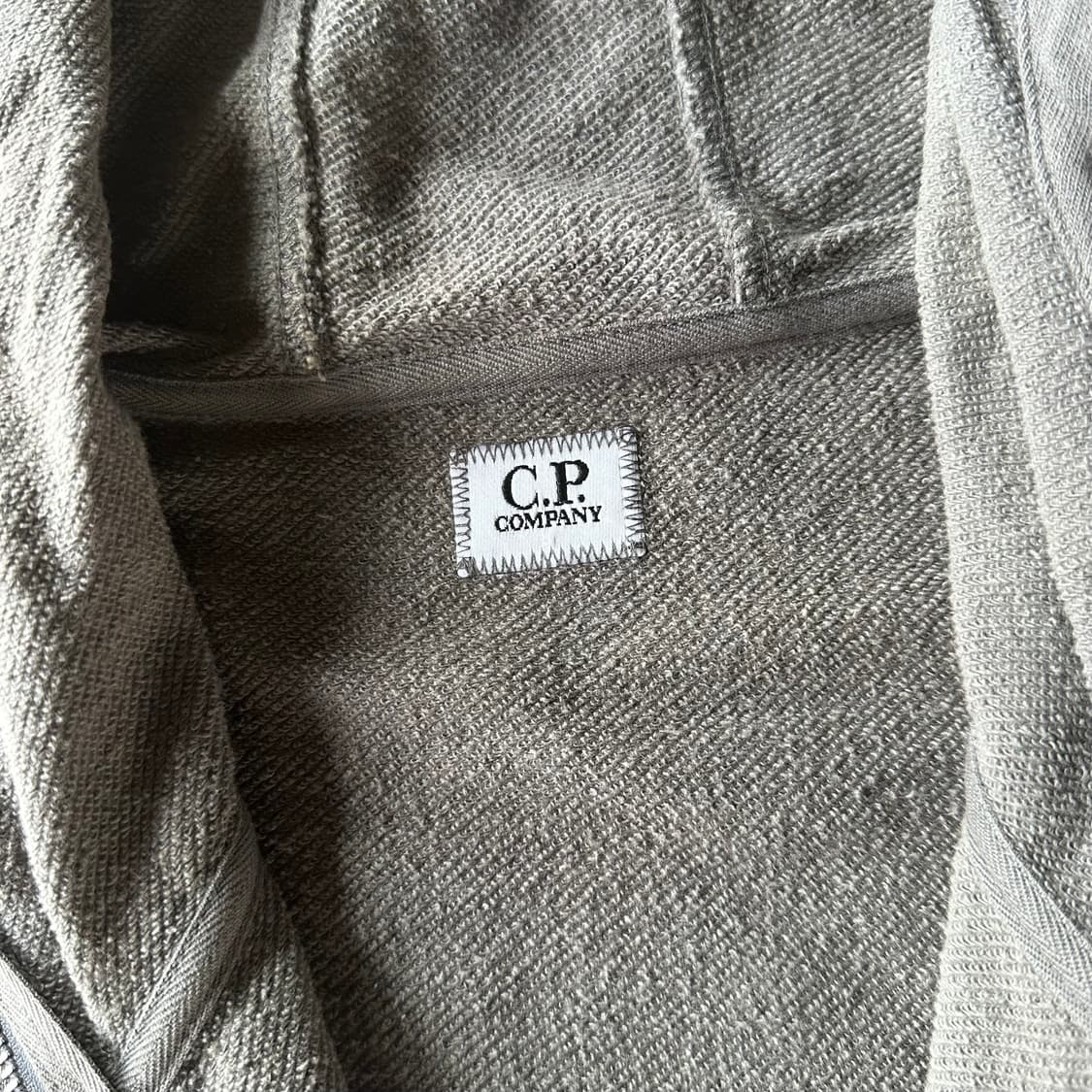 [S]씨피 컴퍼니 C.P COMPANY 고글 렌즈 후드집업 상품이미지9