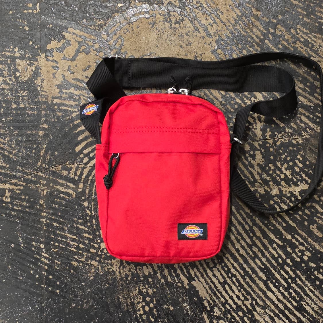 디키즈 레드 미니 크로스백 상품이미지1