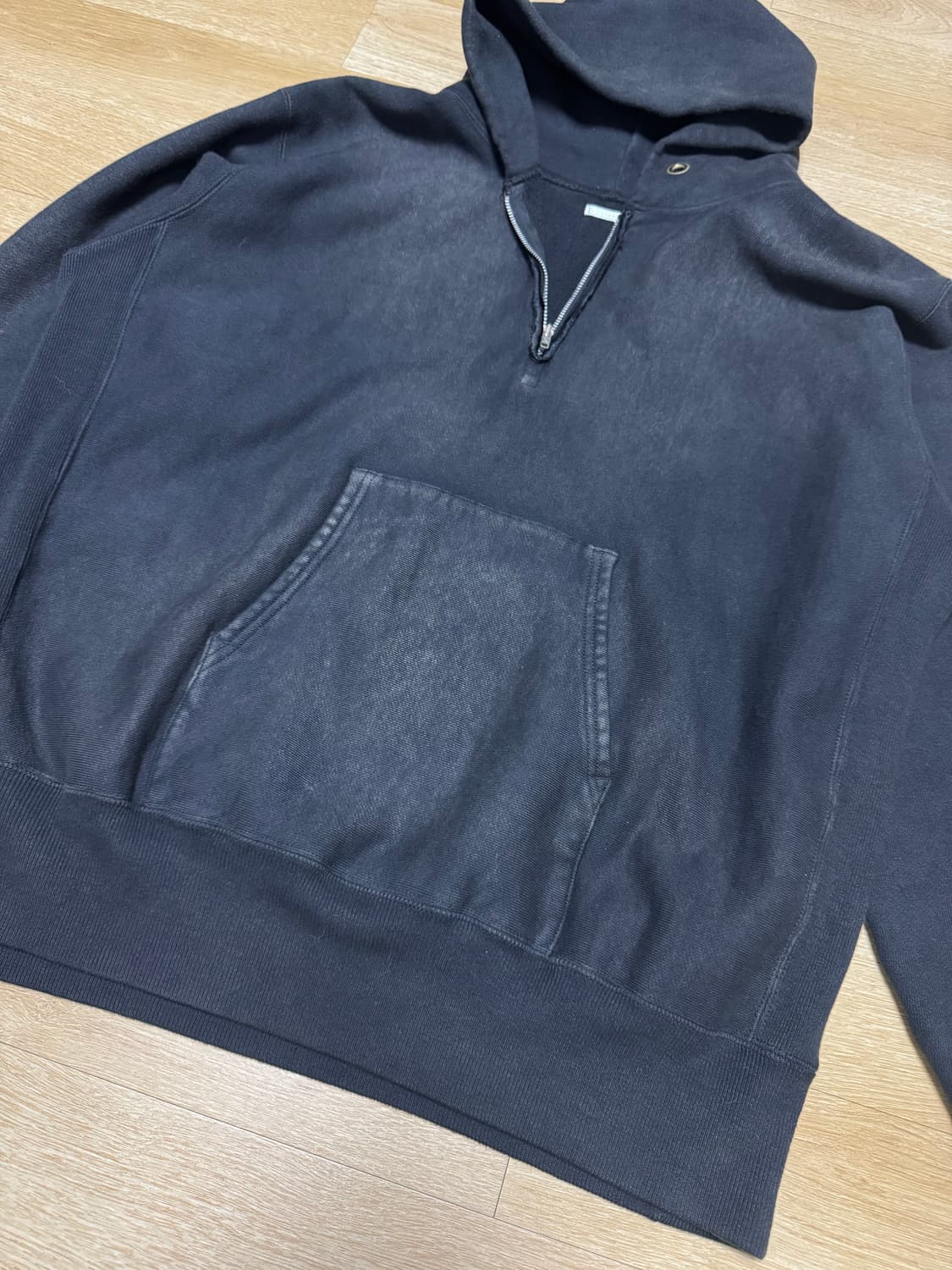 아프레쎄 하프집업 후드 2사이즈 블랙 24FW 상품이미지8