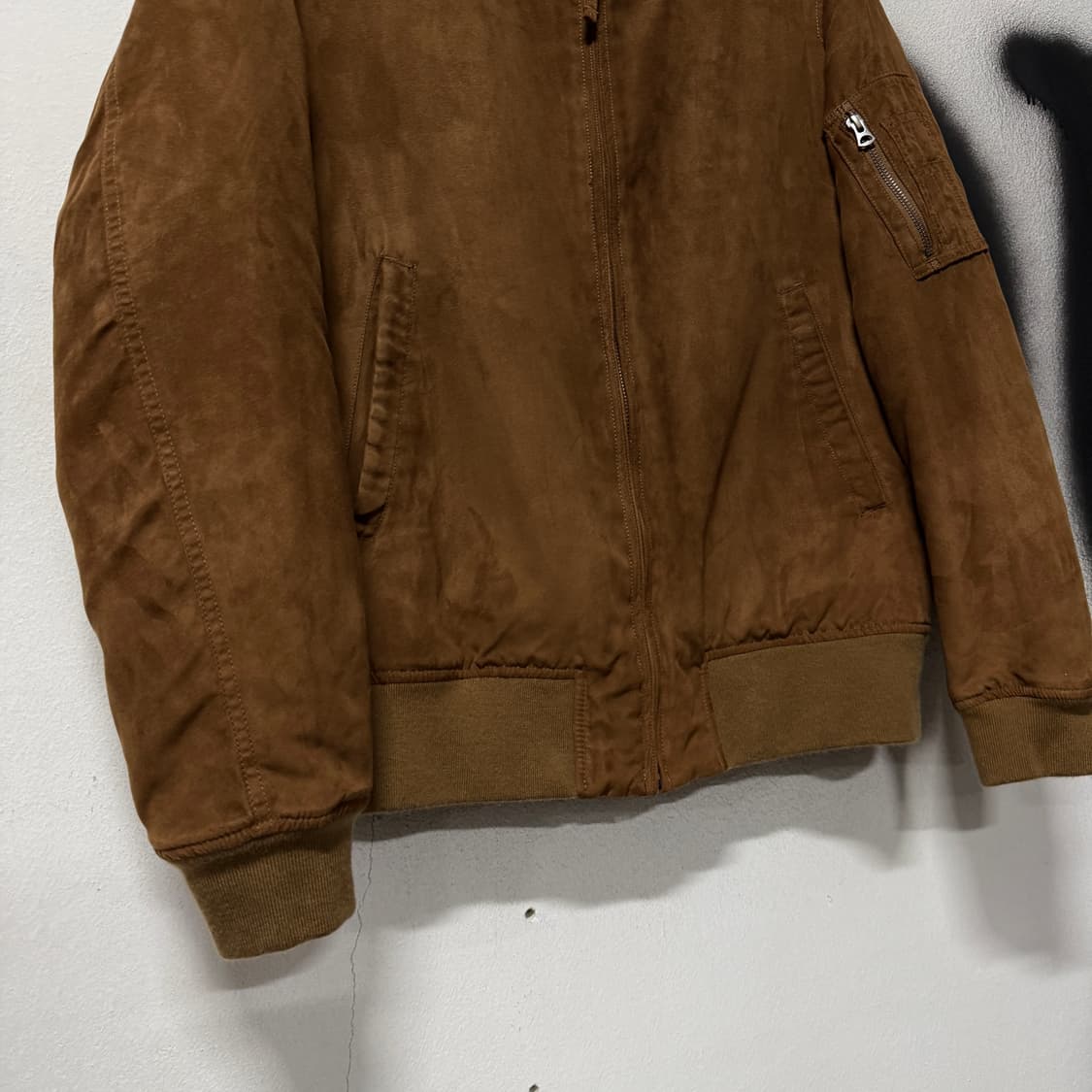 유니클로 딥 브라운 스웨이드 스타일 Ma-1 플라이트 봄버 자켓 상품이미지4