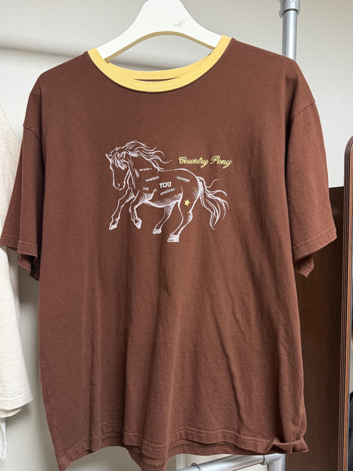 컨츄리포니 pony t-shirt BROWN 상품이미지1
