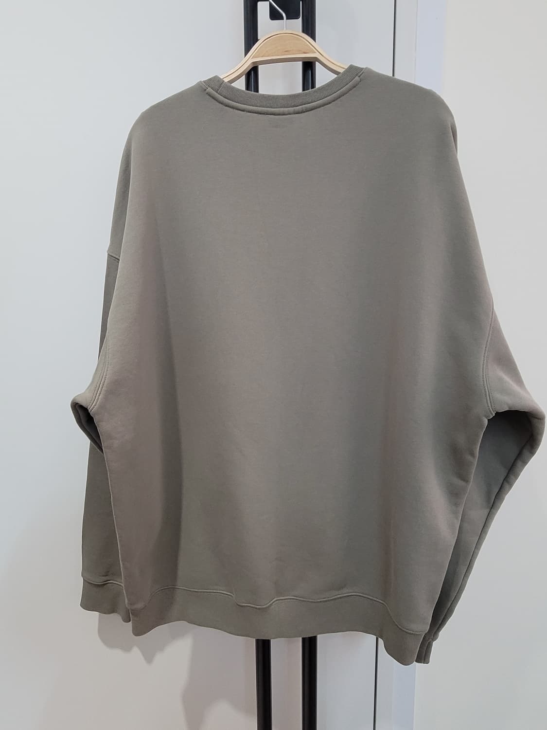 소버먼트 피그먼트 맨투맨-탄 브라운 오버핏 L사이즈 상품이미지6