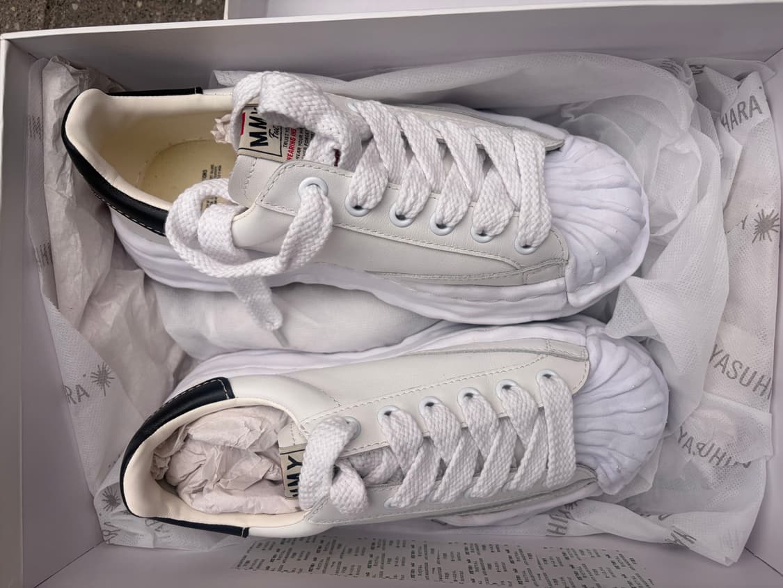 미하라 야스히로 블레이키 레더 로우탑 스니커즈 화이트 A06FW702 상품이미지2