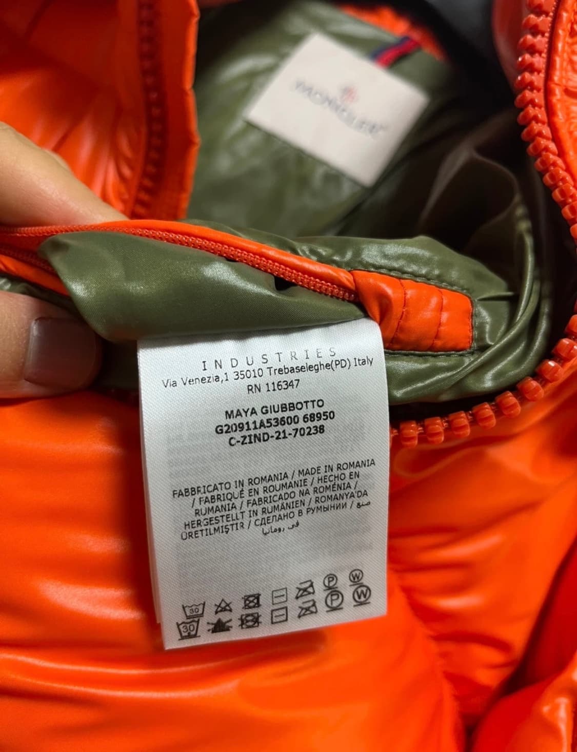 몽클레어 마야 70주년 한정판 패딩 상품이미지9