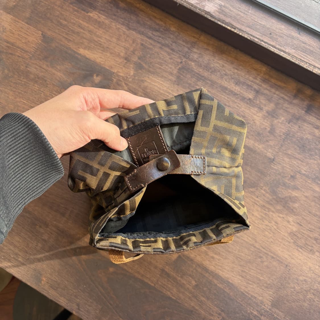 16068 - 펜디 주카 캔버스 핸드백 상품이미지7