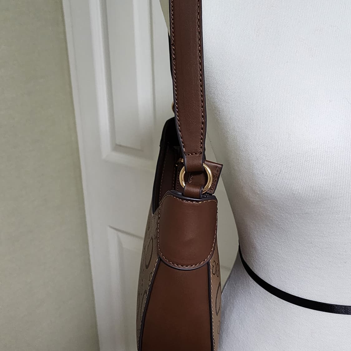 거의새거) 게스 숄더,크로스백 상품이미지4