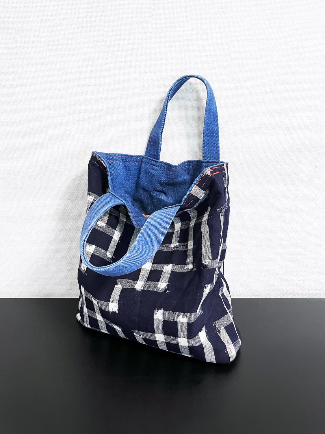 Reversible Denim Tote Bag 상품이미지3
