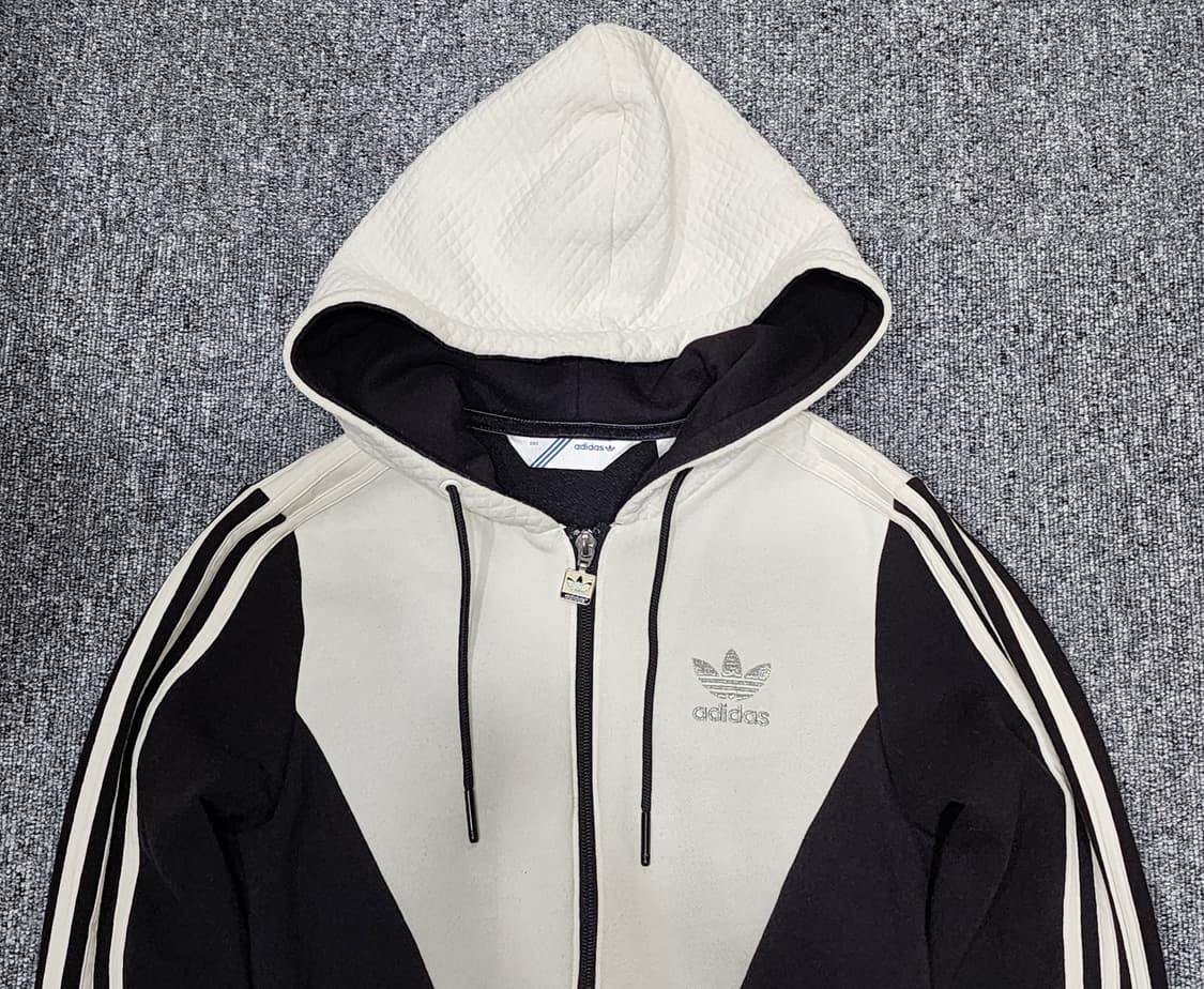 아디다스 빈티지 실버로고 블랙 아이보리 후드집업 85 상품이미지4