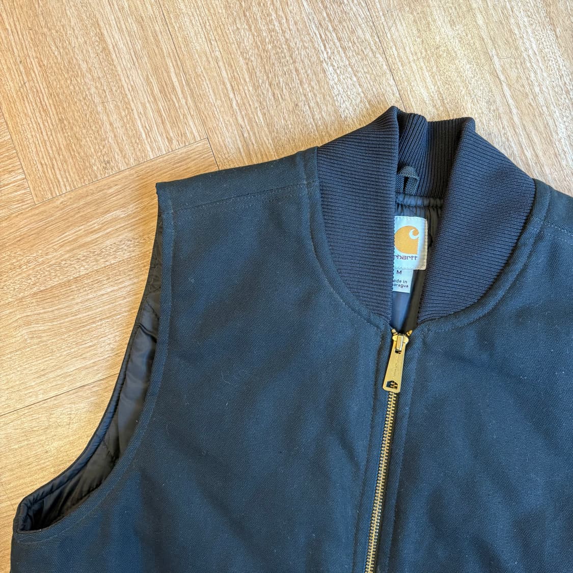 칼하트 V01 블랙 퀼티드 베스트 상품이미지2