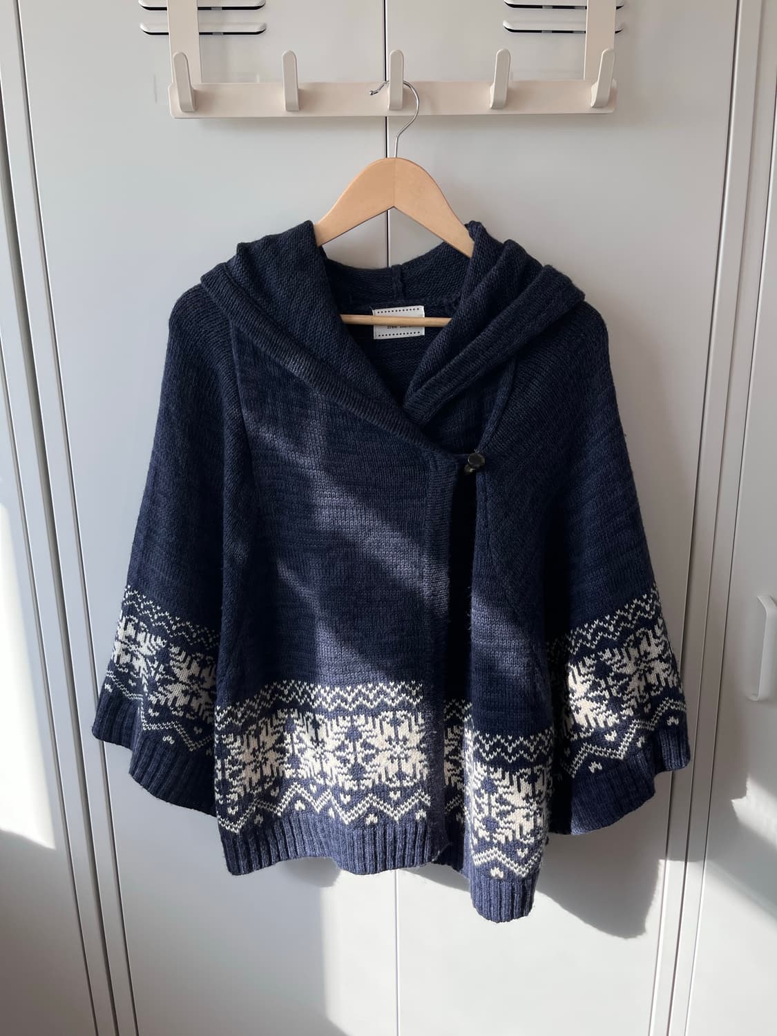 Free nature 눈꽃 노르딕 후드 케이프 니트 가디건  상품이미지5