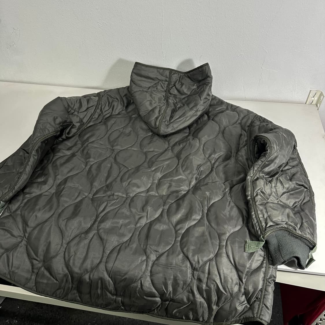 100 아웃스탠딩 카키 내피 깔깔이 퀼팅자켓 상품이미지5