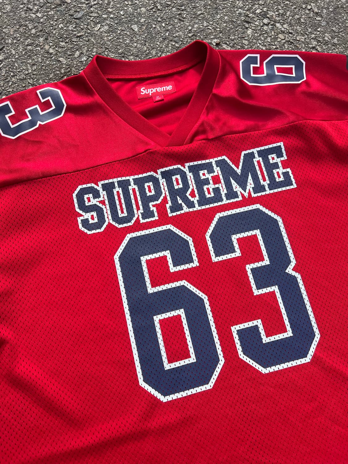 25fw 슈프림 본즈 풋볼 저지티 M 상품이미지3