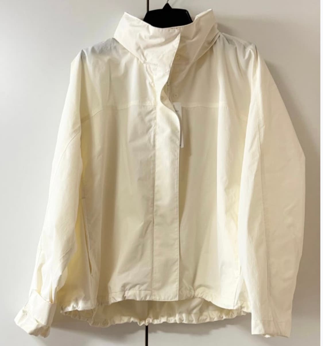 유니클로 윈드 블럭자켓 오프화이트 상품이미지2