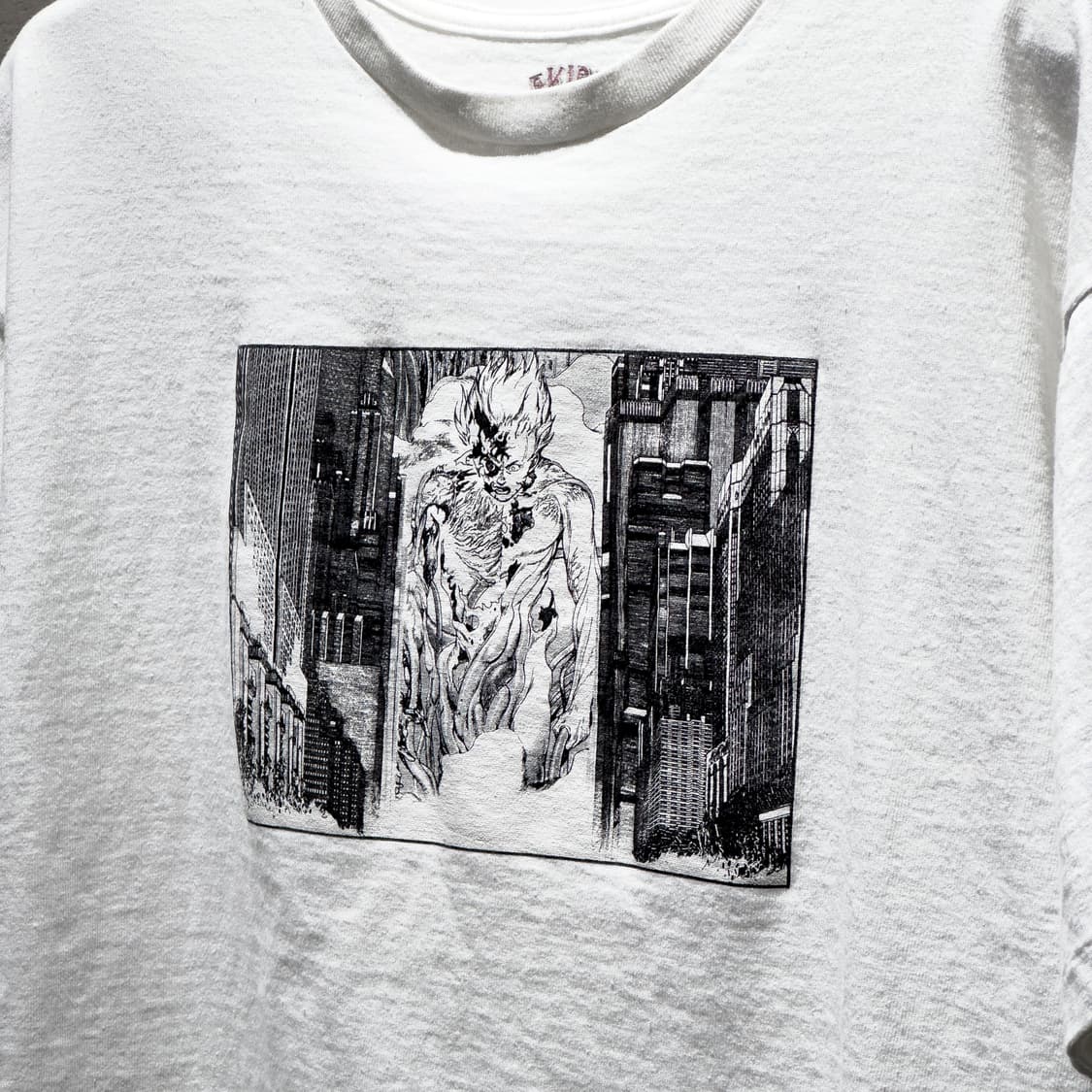 아키라 x READYMADE 2019 ART OF WALL 티셔츠 상품이미지3