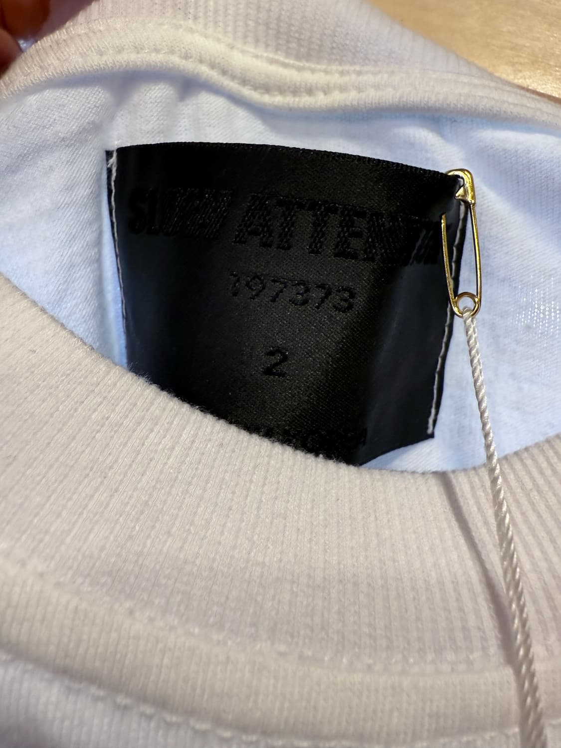 슬로우어텐션 화이트 반팔티 상품이미지3