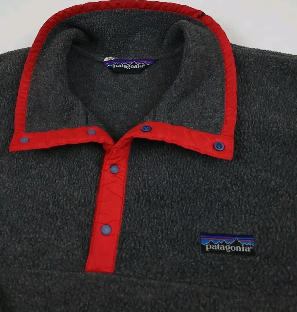 80s 파타고니아 신칠라 스냅-T 차콜/레드 캐나다 상품이미지2