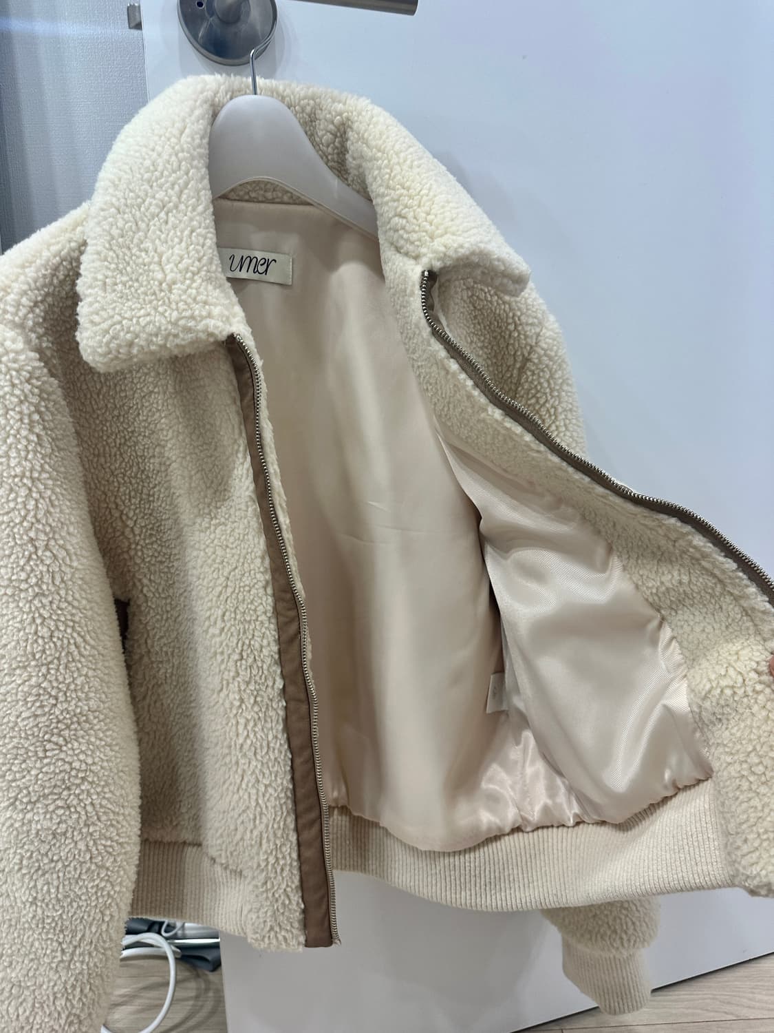 유메르 줄리 봄버 시어링 무스탕 상품이미지6