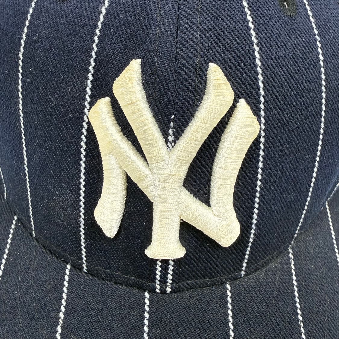 56cm) 뉴에라 뉴욕양키스 핀스트라이프 캡 네이비 상품이미지3