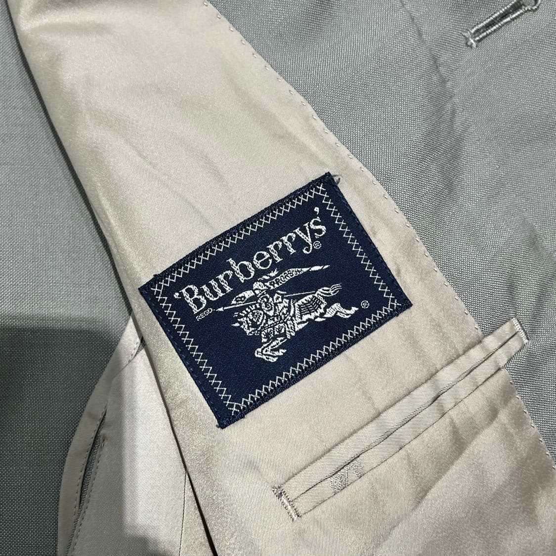 버버리 금장 울 블레이저 s10258 상품이미지8