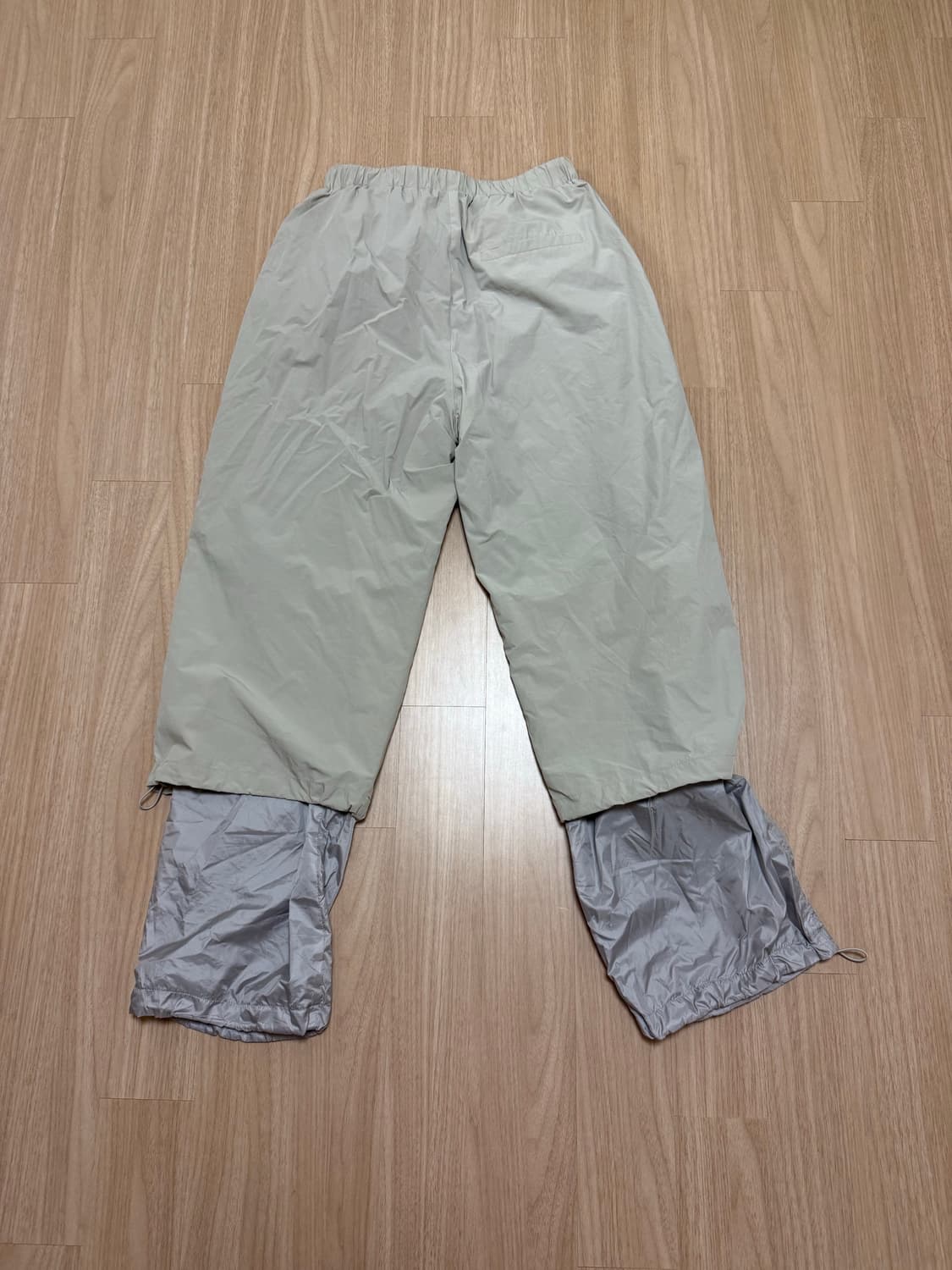 아모멘토 레이어드 나일론 팬츠 상품이미지1