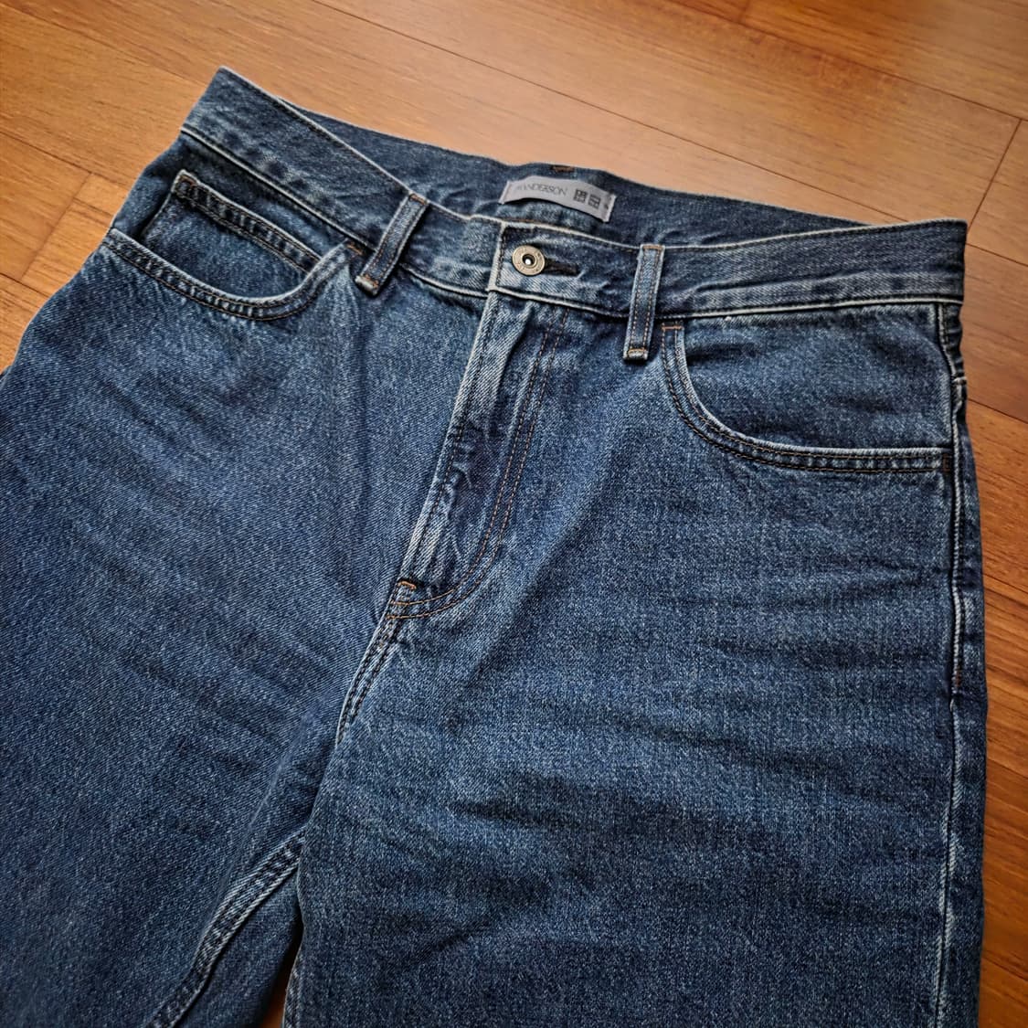 유니클로 JW앤더슨 스트레이트 진 64블루 31사이즈 상품이미지3