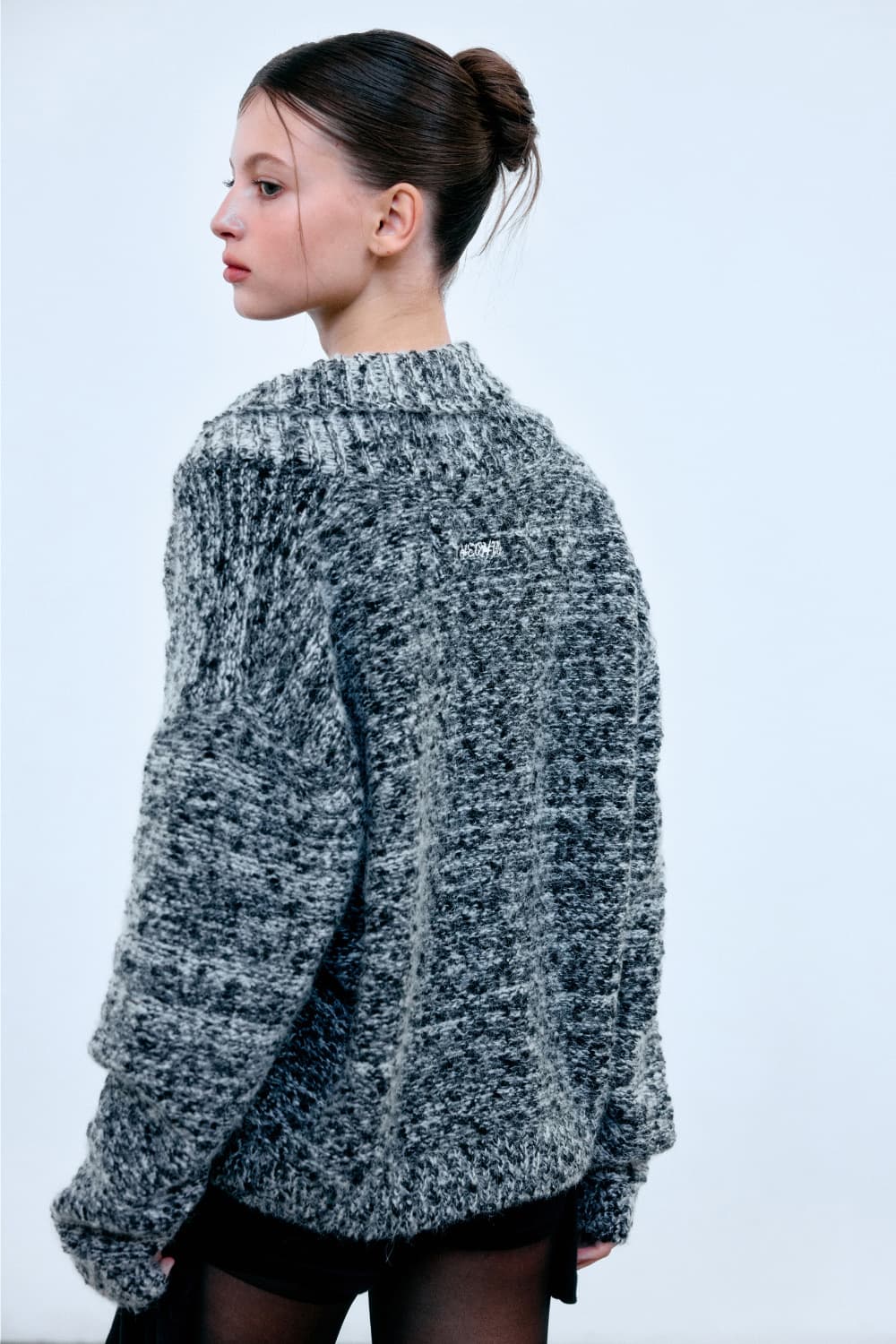 더오유 알파카 믹스 토글 니트 가디건 블랙 상품이미지6