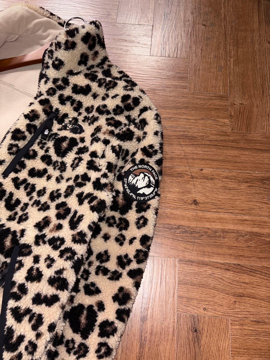 노스페이스 화이트라벨 레오파드 플리스 자켓 상품이미지5