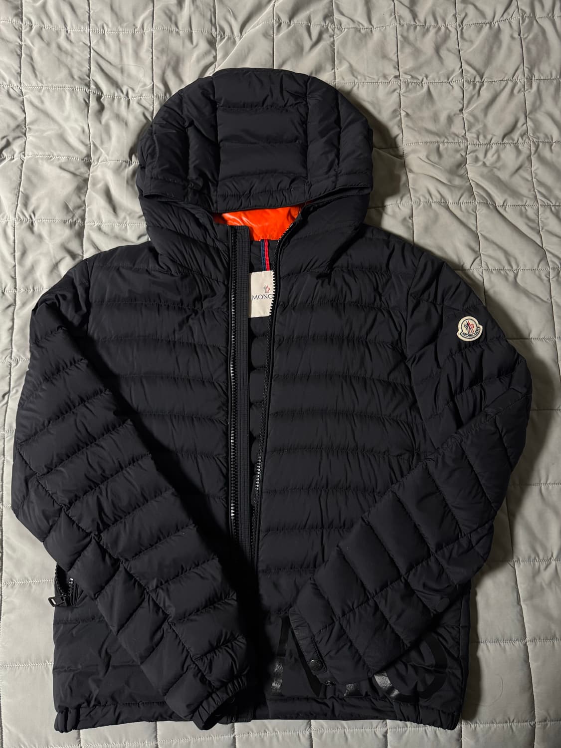 몽클레어 후드경량패딩 상품이미지2