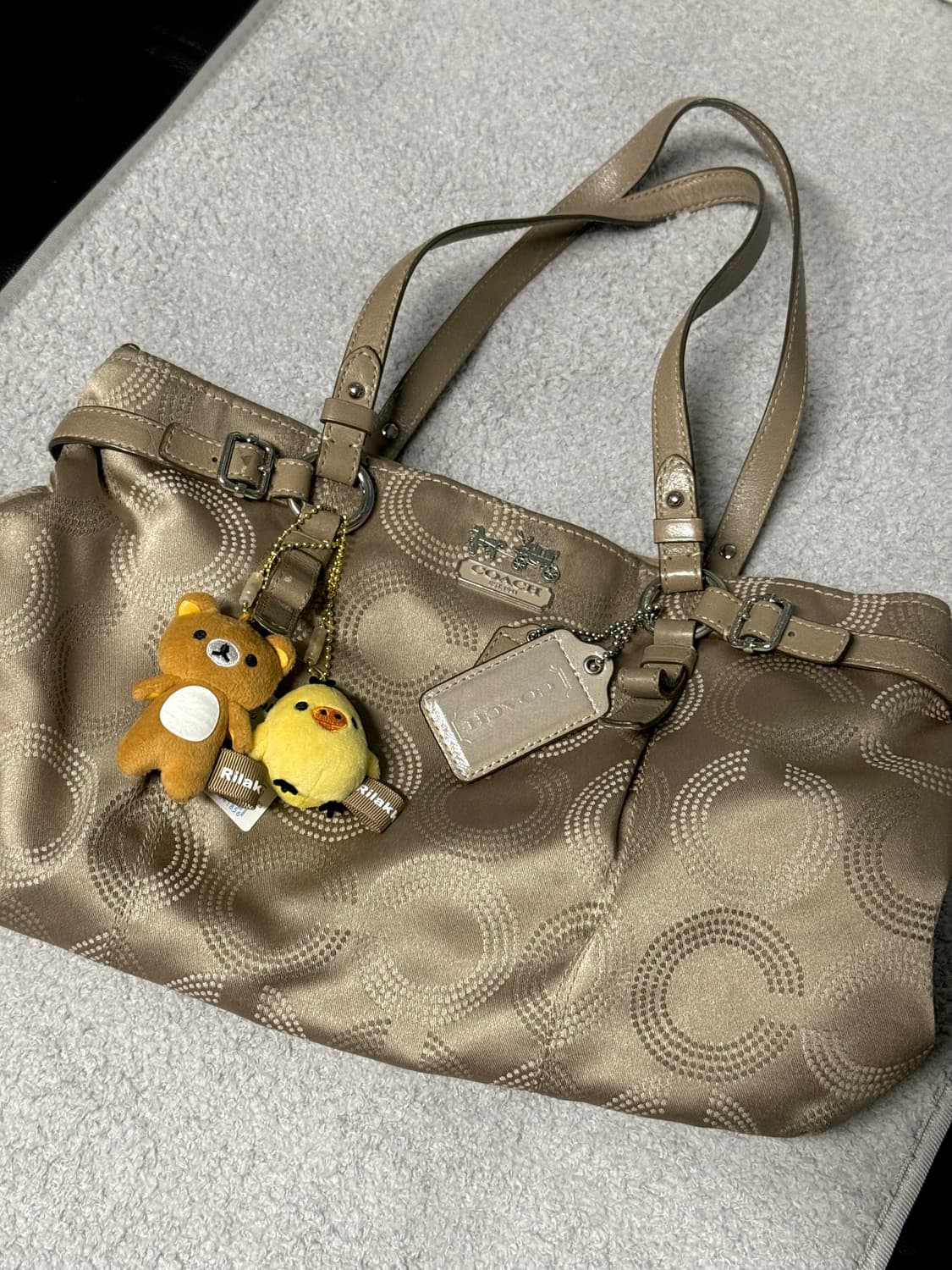 코치 숄더백  상품이미지2