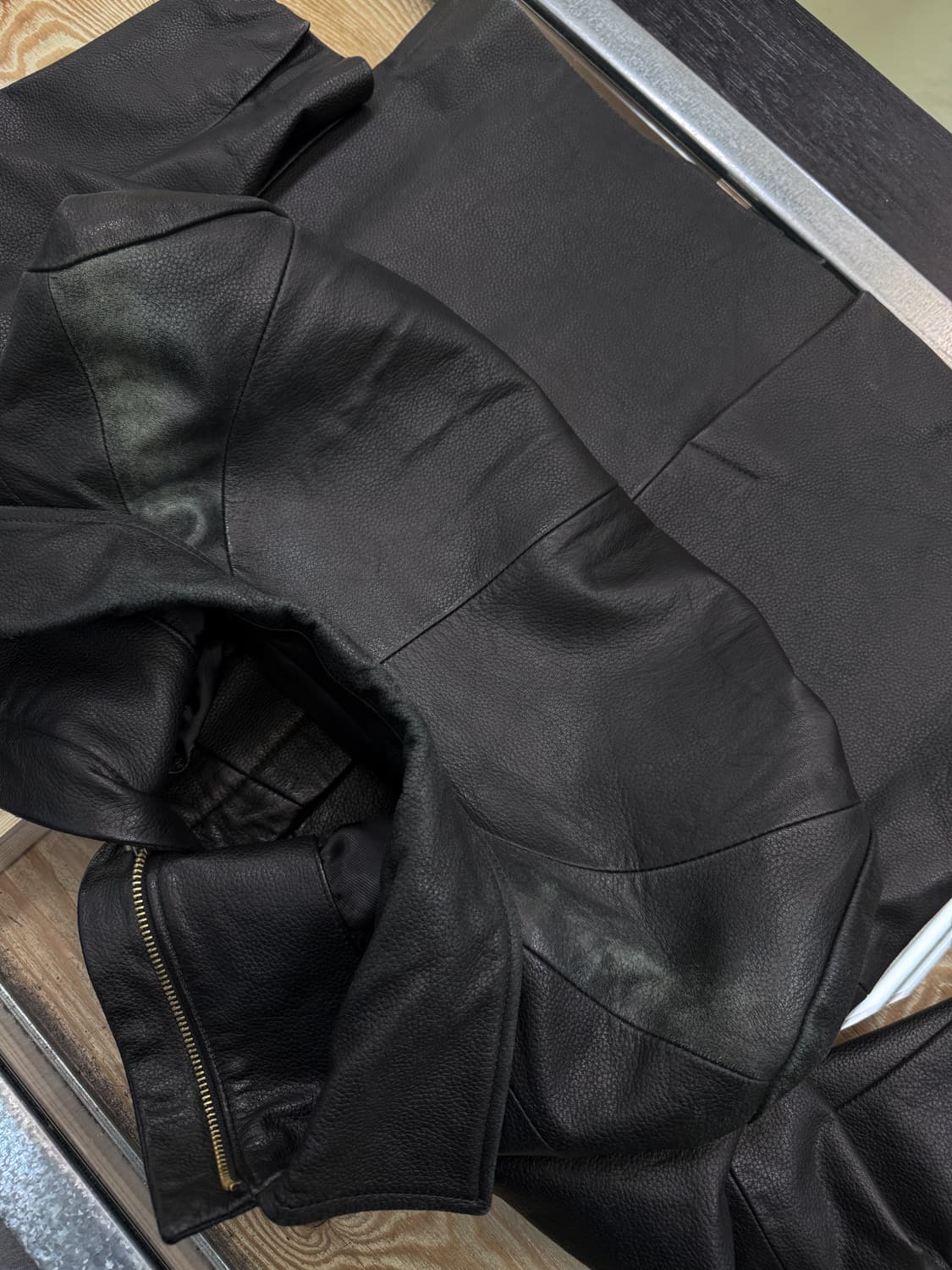 지방시 09fw 램 레더 집업 코트 상품이미지6