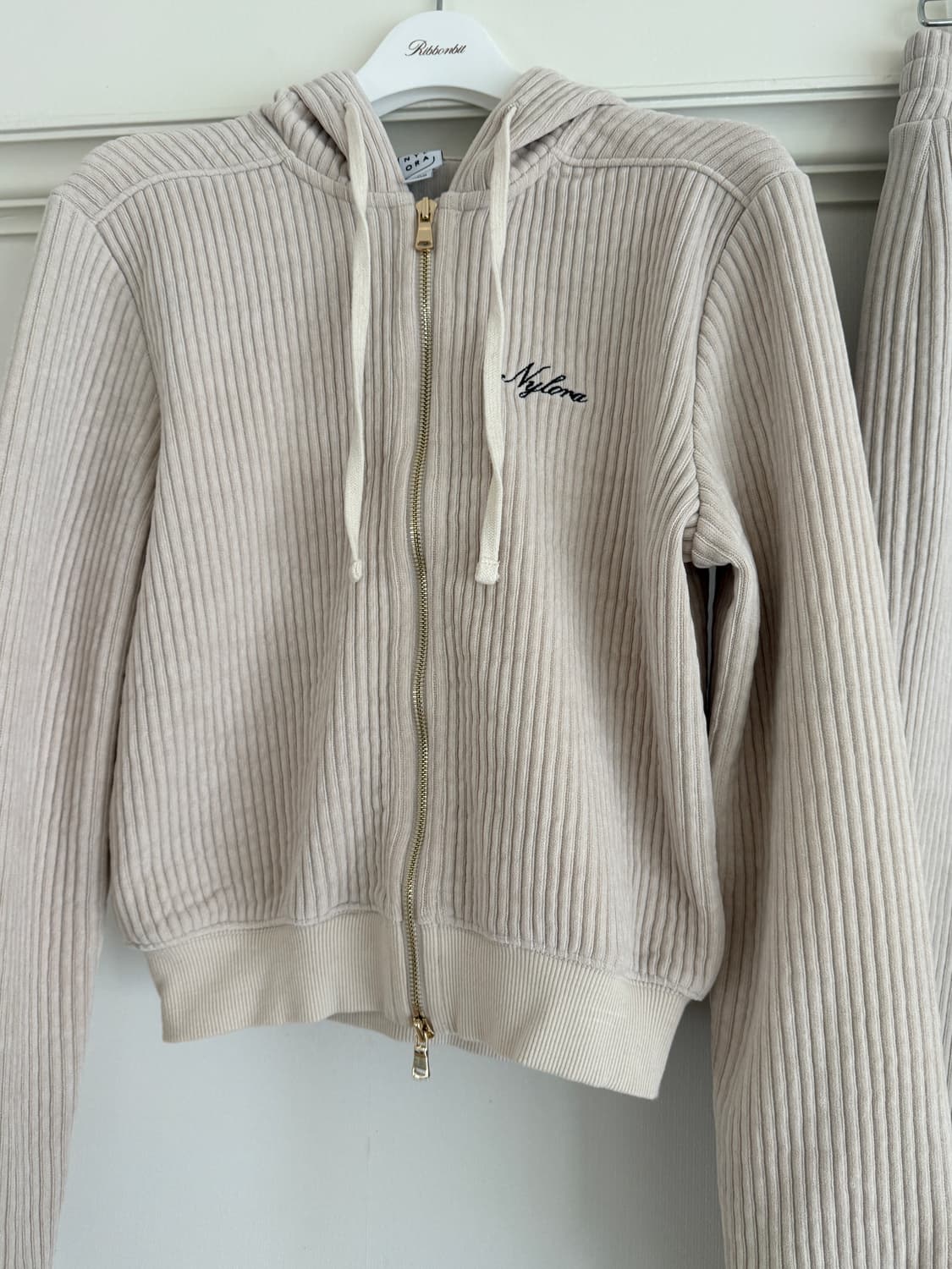 새상품 )나일로라 트레이닝 세트 상품이미지5