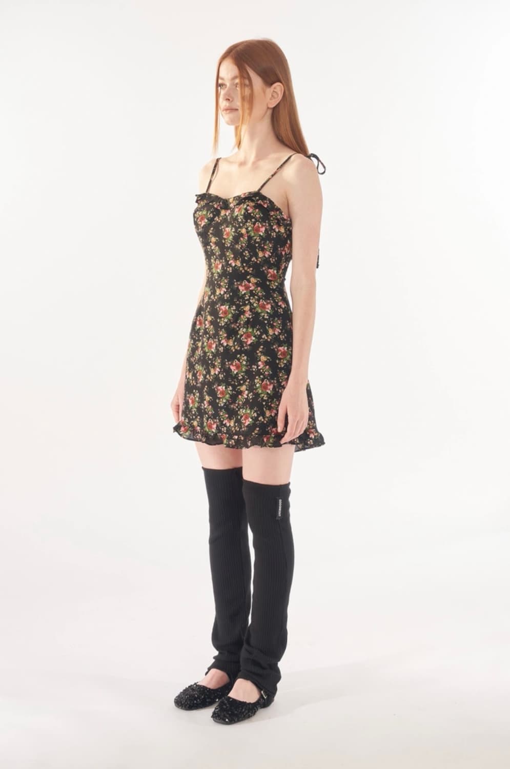 [택 o] 오드원아웃 FLOWER ONE PIECE_BLACK 상품이미지1