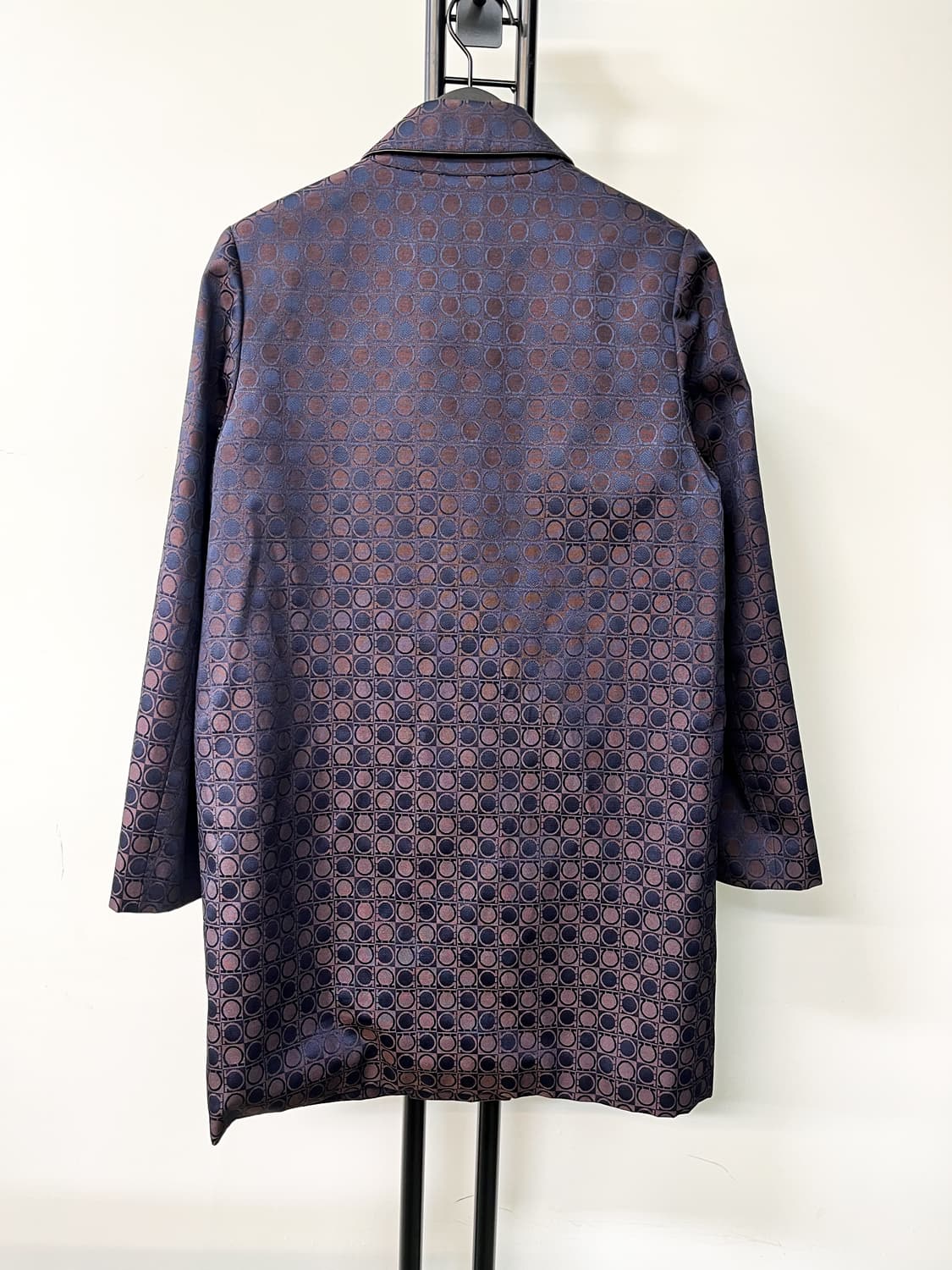 살바토레 페라가모 간치니 모노그램 코트 상품이미지4