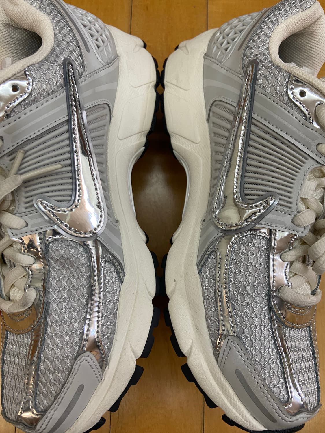 나이키 줌 보메로 5 265mm 상품이미지5