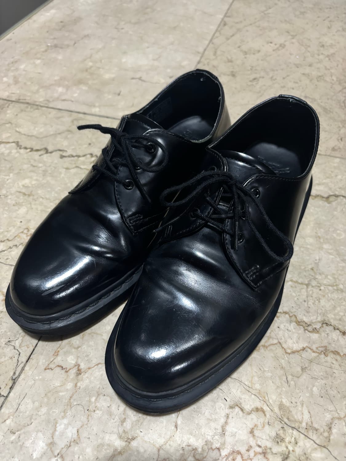 닥터마틴 1461 모노 블랙 상품이미지1