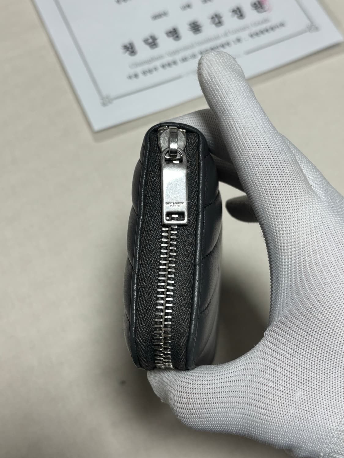 생로랑 마틀라세 모노그램 퀼팅 지퍼돌이 장지갑 [os] 상품이미지4