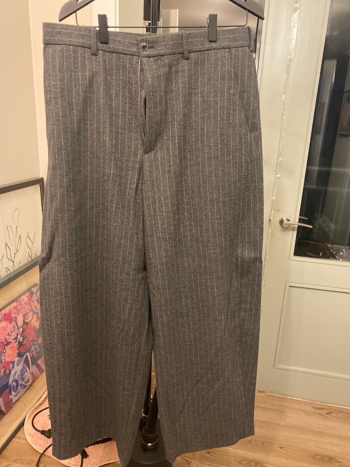 해칭룸 스트라이프 팬츠 상품이미지1