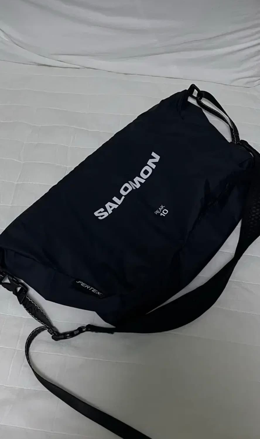 살로몬 가방 살로몬 피크 lt 크로스백 LC2824500 상품이미지2