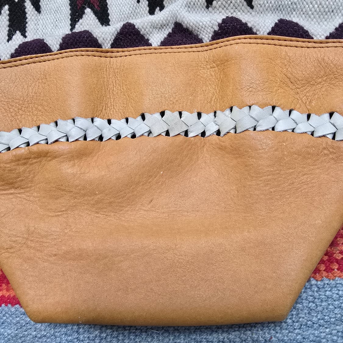 치마요 오르테가 나바호 에스닉패턴 울 가죽 백팩 상품이미지6